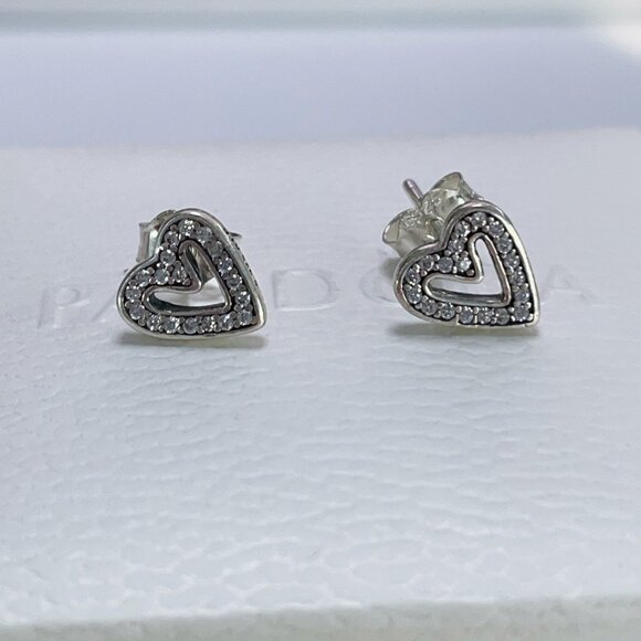 Pandora Sparkling Freehand Heart Stud Earrings - Picture 1 of 4